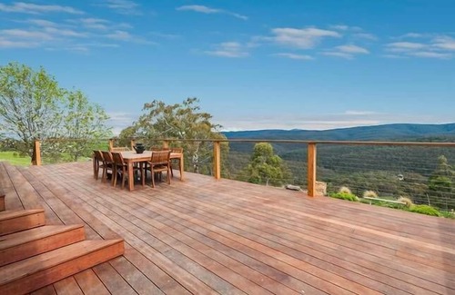 Bullengarook House | Country Heights - The Relaxing Getaway