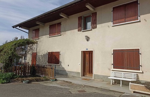 Gresy-sur-Aix House | COUNTRY HOME