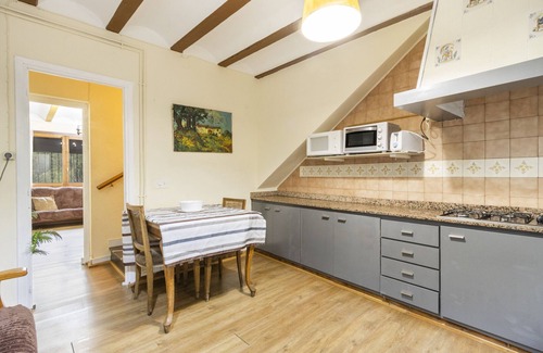 Oden Villa | Country House 'Gran Company' with Lake Views, Wi-Fi and Air Conditioning