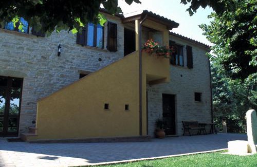 Mergo Apartment | Country House Il Tiglio