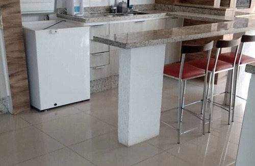 Igarata Cottage | Country house in condominium. Swimming pool/suite/access to dam.