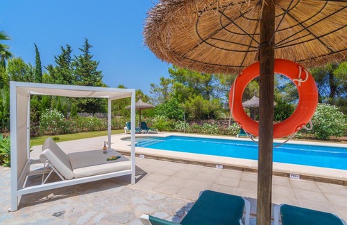 Puerto de Pollensa Villa | Country House 'La Caseta Almadrava' with Mountain View, Wi-Fi and Air Conditioning