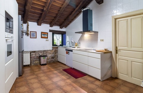 Barrio House | Country House 'La Casona De Barrio' with Mountain View, Private Pool and Wi-Fi