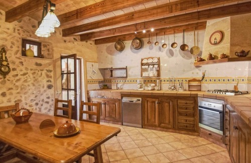 Buger Villa | Country House Mallorca with Pool & Views