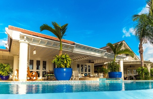 Casa de Campo Villa | Country House Prestigious Villa located in hills