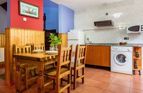 Barzana House | Country House 'Socastillo C' with Mountain View, Private Terrace and Private Garden