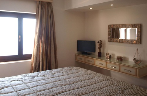 Zagora-Mouresi House | Country house with magic view to Aegean sea
