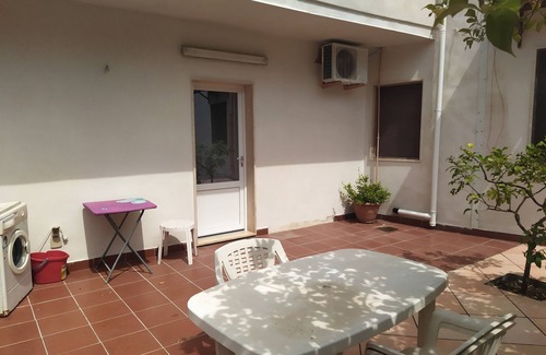 Soleto House | Country house with terrace in the shade of lemon trees