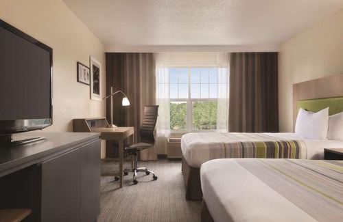 Cottage Grove Hotel | Country Inn & Suites by Radisson Cottage Grove MN