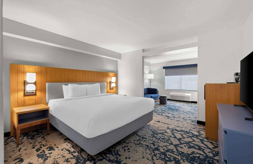 South Baton Rouge Hotel | Country Inn & Suites by Radisson, LSU/Medical Corridor