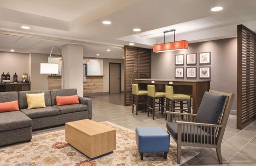 La Crosse Hotel | Country Inn & Suites by Radisson La Crosse WI