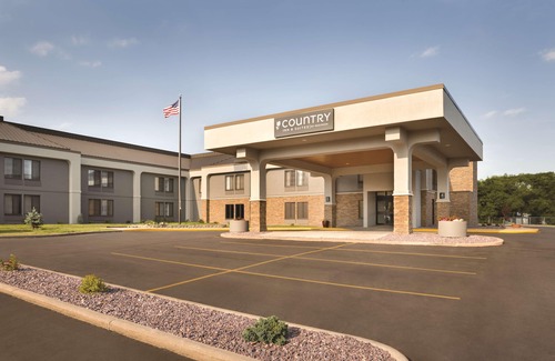 La Crosse Hotel | Country Inn & Suites by Radisson, La Crosse, WI
