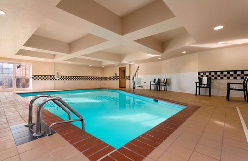 Anderson Hotel | Country Inn & Suites by Radisson Anderson SC