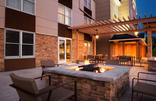 Plymouth Hotel | Country Inn & Suites by Radisson Minneapolis West MN