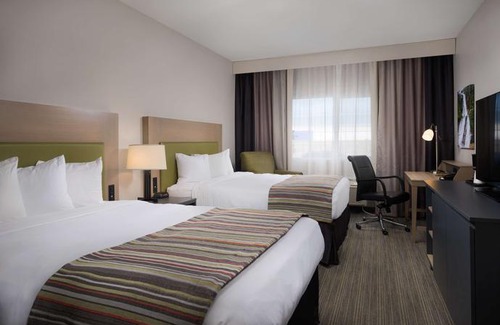 Portland Hotel | Country Inn & Suites by Radisson Portland International Airport OR