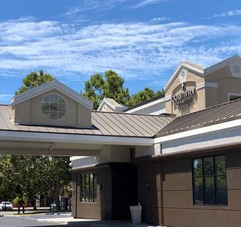 San Jose Hotel | Country Inn & Suites by Radisson San Jose International Airport CA