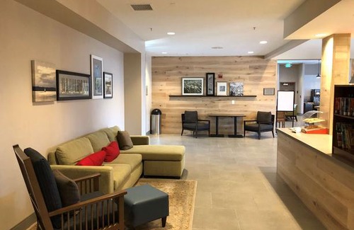 San Jose Hotel | Country Inn & Suites by Radisson San Jose International Airport CA
