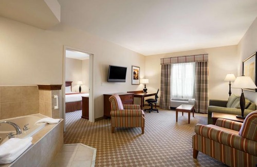 Bedford Hotel | Country Inn & Suites by Radisson Manchester Airport NH