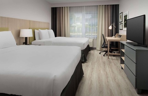SeaTac Hotel | Country Inn & Suites by Radisson, Seattle-Tacoma International Airport, WA