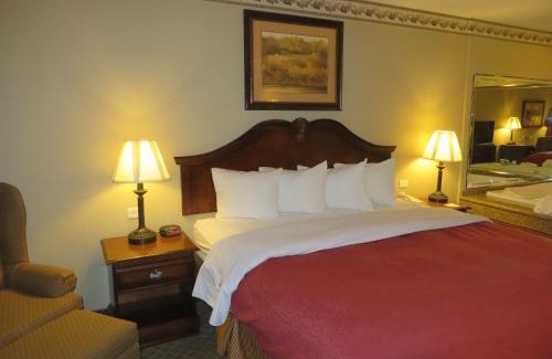 Merrillville Hotel | Country Inn & Suites by Radisson, Merrillville, IN
