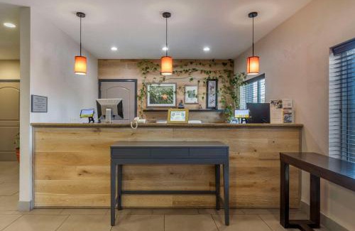 St. Peters Hotel | Country Inn & Suites by Radisson, St Peters, MO