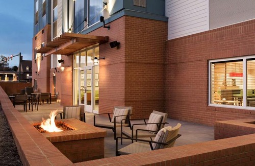 Charlottesville Hotel | Country Inn & Suites by Radisson Charlottesville-UVA VA