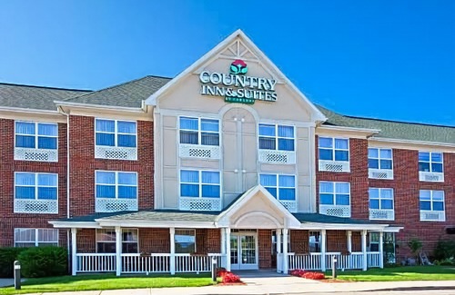 Lansing Hotel | Country Inn & Suites by Radisson, Lansing, MI