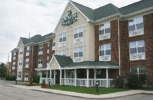 Lansing Hotel | Country Inn & Suites by Radisson, Lansing, MI