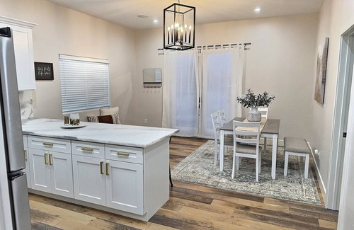 Modesto House | Country living in the city!