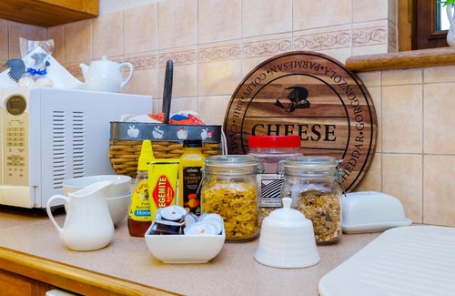 Angaston Bed & Breakfast | Country Pleasures Bed and Breakfast