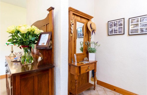 Angaston Bed & Breakfast | Country Pleasures Bed and Breakfast