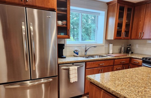 Albany Apartment | Country Quiet, City Close