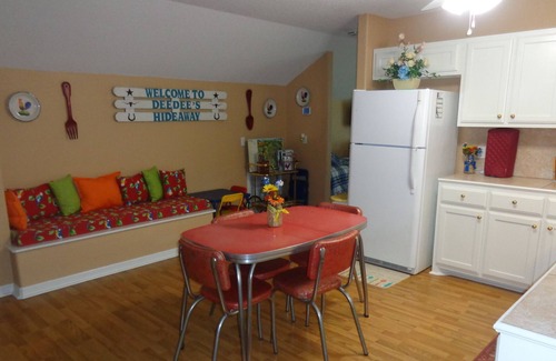 New Braunfels Apartment | COUNTRY SETTING CLOSE TO BIG CITY ATTRACTIONS