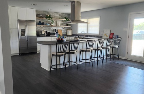 Albany House | Country space! It's what you make it!