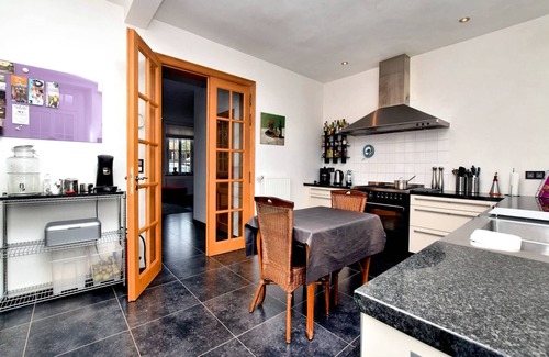 Honnay House | Countryside Escape for 9