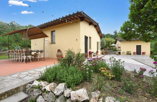 Figline e Incisa Valdarno Apartment | Countryside Home Figline with Pool & Gym - Happy Rentals