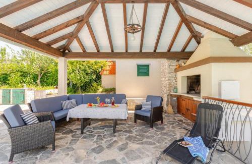 Municipality of Klis House | Countryside House Dugobabe