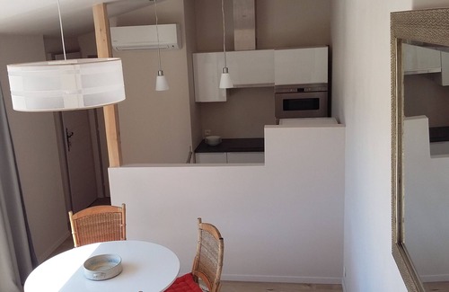 Uzes Cottage | "Countryside in town" Cottage with heated pool and jacuzzi "" 3 stars "