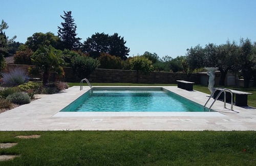 Uzes Cottage | "Countryside in town" Cottage with heated pool and jacuzzi "" 3 stars "