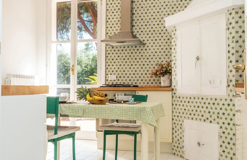 Trani Villa | Countryside Private Villa with pool + View of Trani & sea