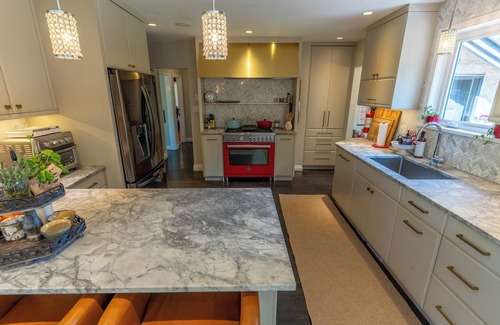 Saanich East House | Couple's Oasis w/chef's kitchen, hot tub, swim pond & gardens.