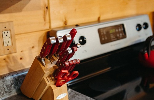 Carbondale Cabin | Couple's Retreat with HOT TUB