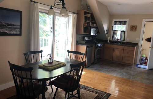 York Harbor House | Couples Getaway In The Heart Of The Harbor