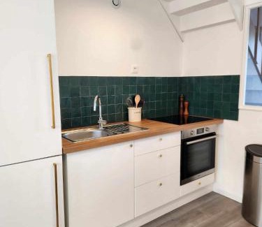 Le Neubourg Apartment | Cour Saint Jean