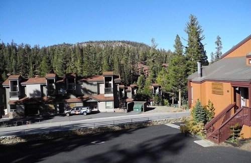 Mammoth Lakes Condo | Courchevel 56