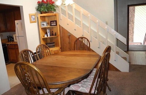 Mammoth Lakes Condo | Courchevel 8