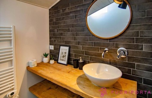 San Leonardo Apartment | Court 2 apartment in the center with private parking