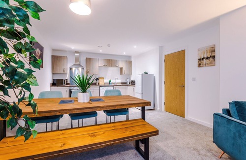 Bury Apartment | Court House Apartments by Assured Stays