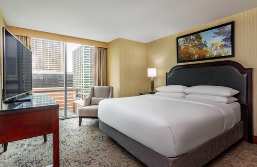 Peachtree Center Hotel | Courtland Grand Hotel, Trademark Collection by Wyndham
