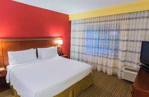 Des Plaines Hotel | Courtyard by Marriott Chicago O'Hare